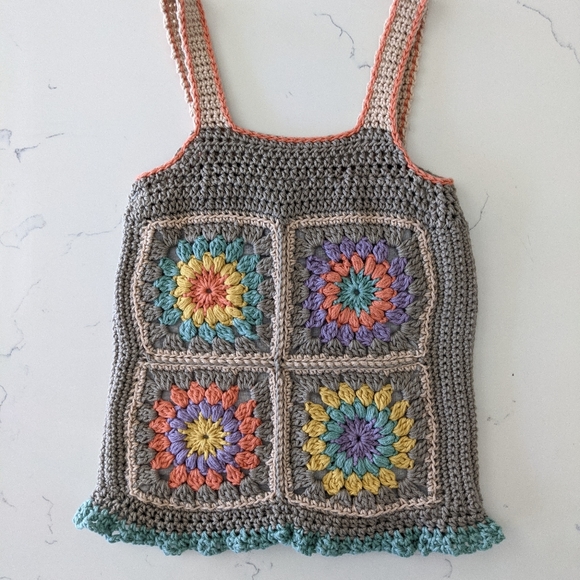 🌼 Handmade Crochet Top 🌼 - Picture 1 of 10